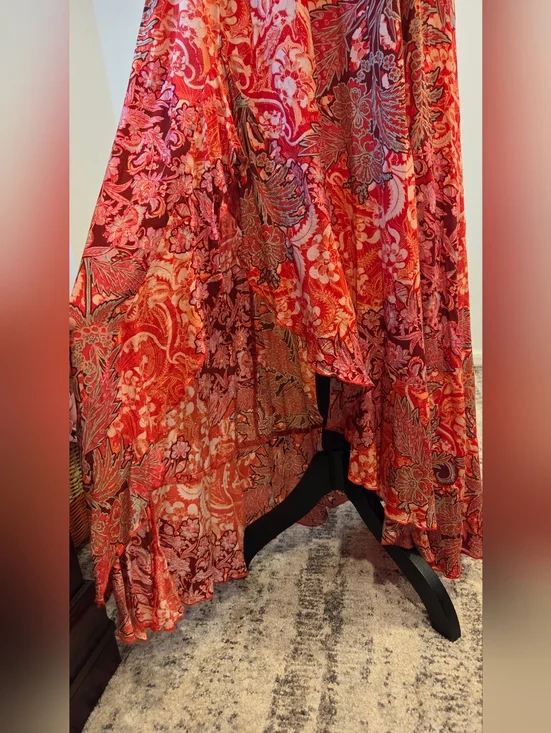 Free Peiple Red Floral Maxi Dress with Spaghetti Straps - Picture 11 of 16